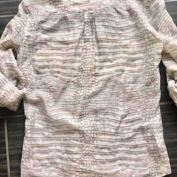 BCBG MaxAzria cotton/silk snake print button front blouse size xs - Picture 9 of 11